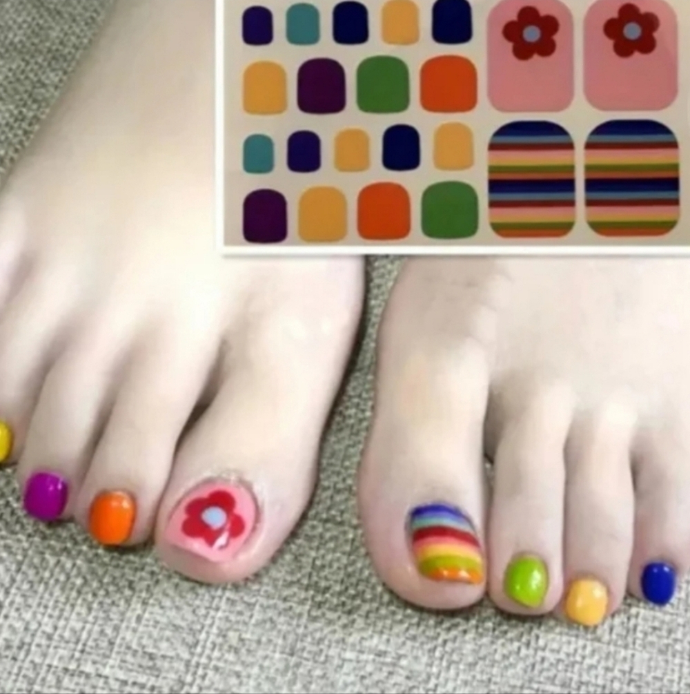 3 FOR $13 🔥 Trendy Self Adhesive Nails Toe Wrap